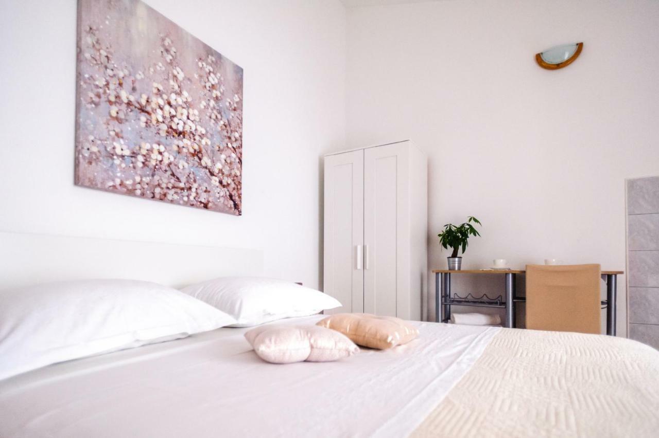 Apartments Korda L&M- Suhi Potok 耶塞尼采 外观 照片