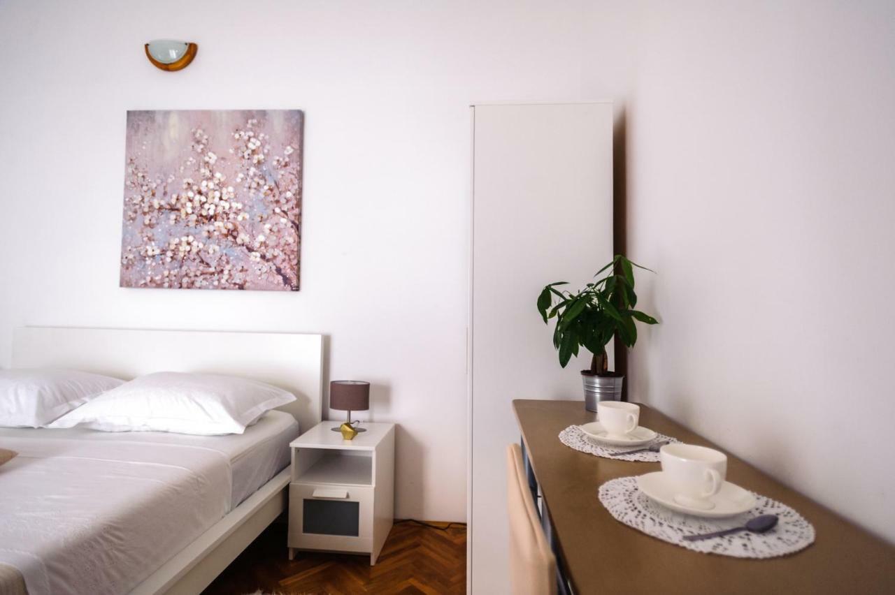 Apartments Korda L&M- Suhi Potok 耶塞尼采 外观 照片
